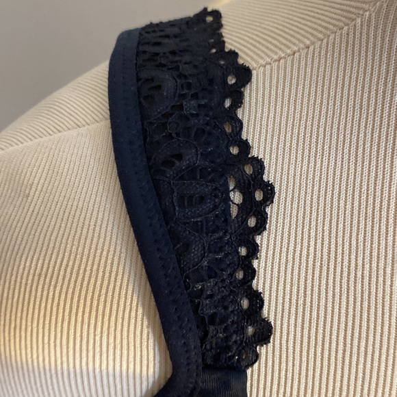 New Breezies  Luxe Lace Wirefree T-Shirt bra Black, 36 DD - Picture 6 of 13